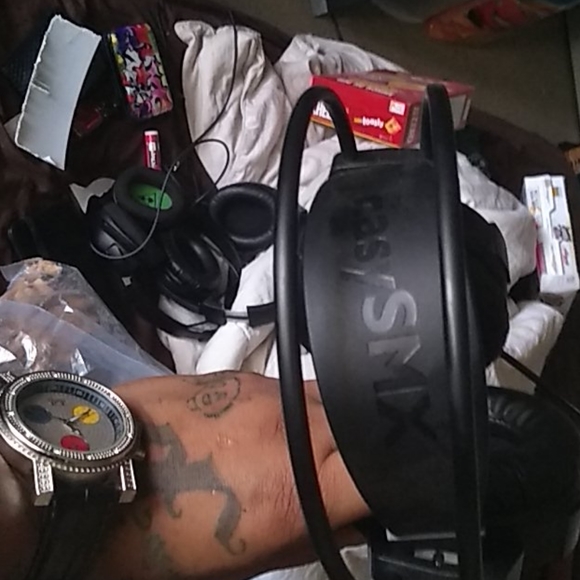 Gaming headphones - Picture 3 of 5